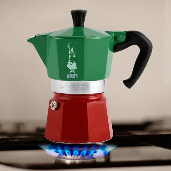 Moka pot stovetop coffee brewing — Clifftop Coffee brew guide