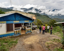 Load image into Gallery viewer, Friends of Huila, Colombia